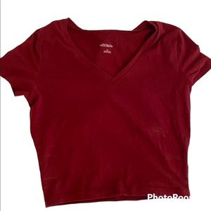 #wildfable red cropped v-neck